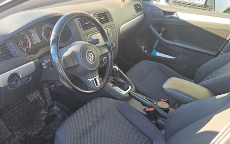Volkswagen Jetta VI, 2013 год, 1 100 000 рублей, 10 фотография