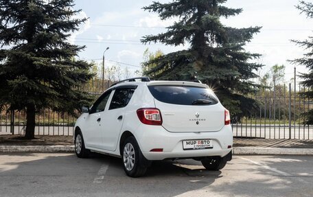 Renault Sandero II рестайлинг, 2019 год, 1 035 000 рублей, 2 фотография