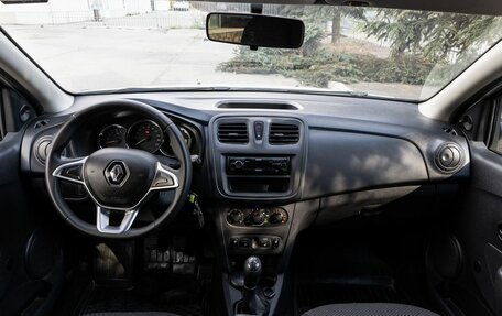 Renault Sandero II рестайлинг, 2019 год, 1 035 000 рублей, 17 фотография