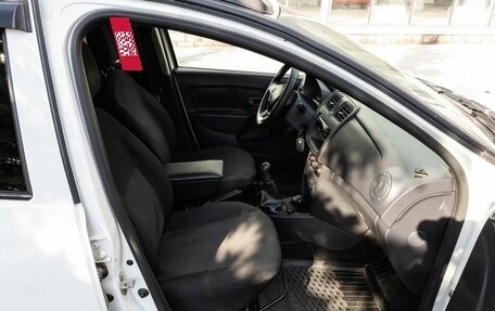 Renault Sandero II рестайлинг, 2019 год, 1 035 000 рублей, 15 фотография