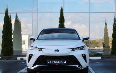 Toyota Venza, 2022 год, 3 450 000 рублей, 2 фотография