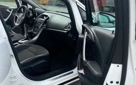 Opel Astra J, 2011 год, 940 000 рублей, 10 фотография