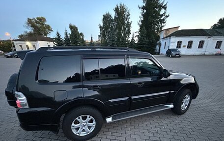 Mitsubishi Pajero IV, 2012 год, 1 950 000 рублей, 3 фотография