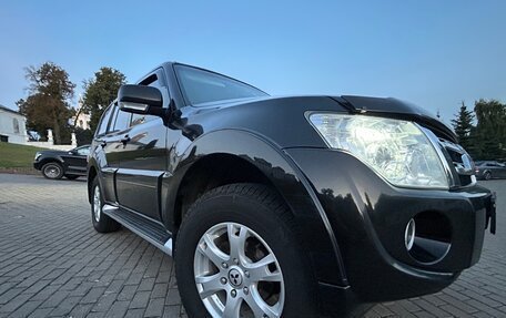 Mitsubishi Pajero IV, 2012 год, 1 950 000 рублей, 2 фотография
