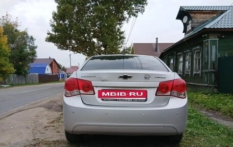 Chevrolet Cruze II, 2009 год, 420 000 рублей, 4 фотография