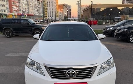 Toyota Camry, 2014 год, 1 650 000 рублей, 2 фотография