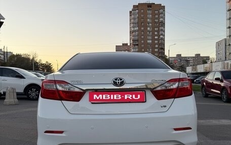 Toyota Camry, 2014 год, 1 650 000 рублей, 6 фотография