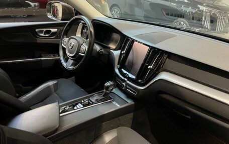 Volvo XC60 II, 2021 год, 3 230 000 рублей, 11 фотография