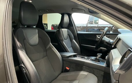 Volvo XC60 II, 2021 год, 3 230 000 рублей, 12 фотография