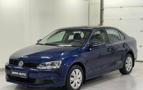 Volkswagen Jetta VI, 2012 год, 1 099 000 рублей, 3 фотография