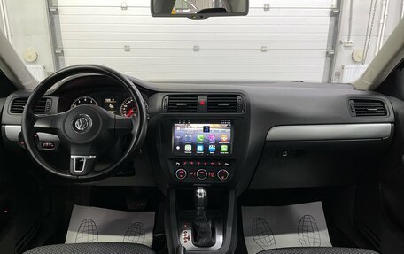 Volkswagen Jetta VI, 2012 год, 1 099 000 рублей, 10 фотография