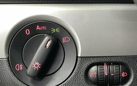 Volkswagen Jetta VI, 2012 год, 1 099 000 рублей, 12 фотография