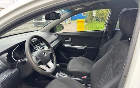KIA Rio III рестайлинг, 2012 год, 650 000 рублей, 2 фотография