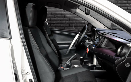 Toyota RAV4, 2015 год, 12 фотография