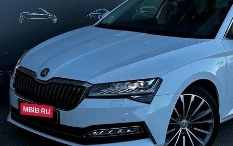 Skoda Superb III рестайлинг, 2020 год, 3 698 500 рублей, 28 фотография