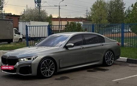 BMW 7 серия, 2019 год, 4 950 000 рублей, 3 фотография