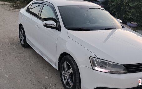 Volkswagen Jetta VI, 2012 год, 860 000 рублей, 2 фотография