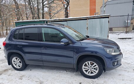 Volkswagen Tiguan I, 2015 год, 1 165 000 рублей, 2 фотография
