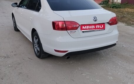 Volkswagen Jetta VI, 2012 год, 860 000 рублей, 6 фотография