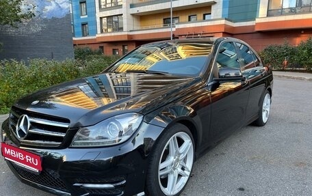 Mercedes-Benz C-Класс, 2012 год, 1 500 000 рублей, 2 фотография