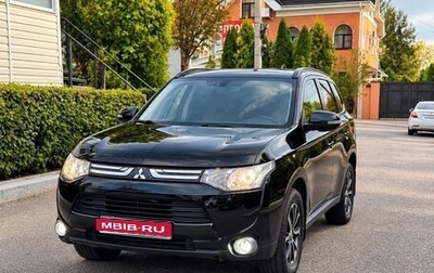 Mitsubishi Outlander III рестайлинг 3, 2013 год, 1 390 000 рублей, 1 фотография