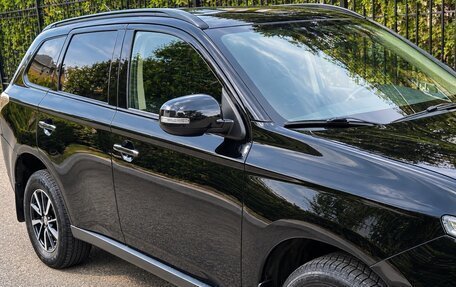 Mitsubishi Outlander III рестайлинг 3, 2013 год, 1 390 000 рублей, 8 фотография