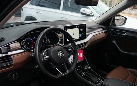 Skoda Kodiaq I, 2023 год, 3 990 000 рублей, 12 фотография