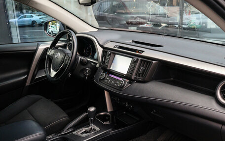 Toyota RAV4, 2017 год, 2 250 000 рублей, 7 фотография