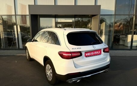 Mercedes-Benz GLC, 2016 год, 2 500 000 рублей, 7 фотография