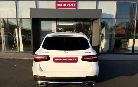 Mercedes-Benz GLC, 2016 год, 2 500 000 рублей, 6 фотография