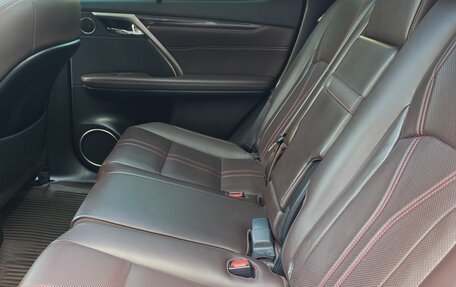 Lexus RX IV рестайлинг, 2021 год, 6 500 000 рублей, 8 фотография
