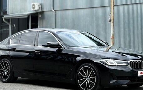 BMW 5 серия, 2021 год, 4 500 000 рублей, 3 фотография