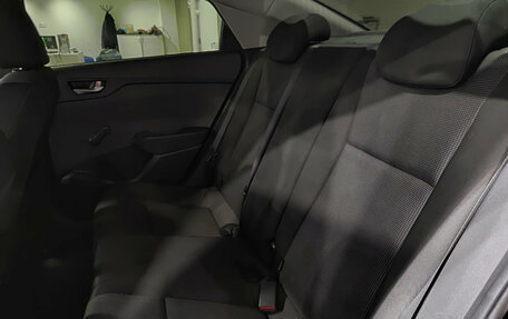 Hyundai Solaris II рестайлинг, 2018 год, 1 325 000 рублей, 15 фотография
