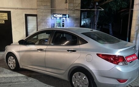 Hyundai Solaris II рестайлинг, 2014 год, 550 000 рублей, 3 фотография