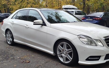 Mercedes-Benz E-Класс, 2012 год, 1 600 000 рублей, 5 фотография