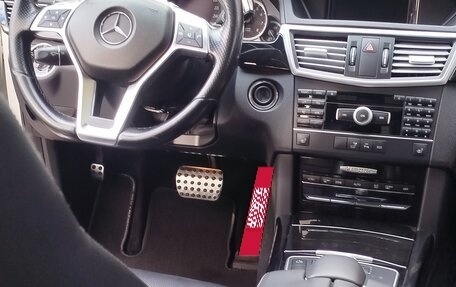 Mercedes-Benz E-Класс, 2012 год, 1 600 000 рублей, 10 фотография