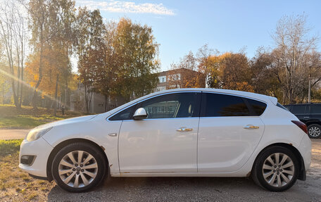 Opel Astra J, 2013 год, 750 000 рублей, 11 фотография