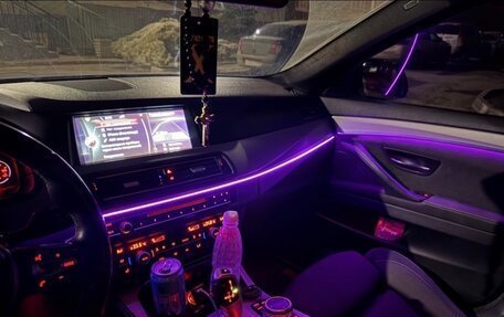 BMW 5 серия, 2014 год, 1 850 000 рублей, 11 фотография