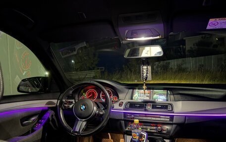 BMW 5 серия, 2014 год, 1 850 000 рублей, 13 фотография