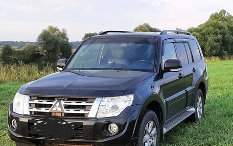 Mitsubishi Pajero IV, 2012 год, 1 850 000 рублей, 2 фотография