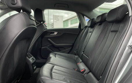 Audi A4, 2018 год, 2 497 000 рублей, 10 фотография