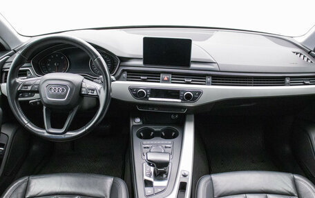 Audi A4, 2019 год, 1 670 000 рублей, 13 фотография