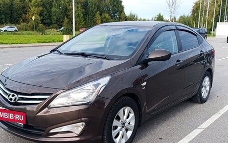 Hyundai Solaris II рестайлинг, 2016 год, 1 030 000 рублей, 2 фотография