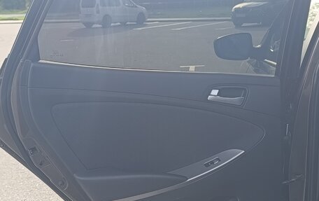 Hyundai Solaris II рестайлинг, 2016 год, 1 030 000 рублей, 18 фотография