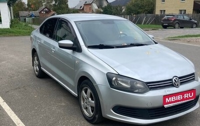 Volkswagen Polo VI (EU Market), 2013 год, 415 000 рублей, 1 фотография