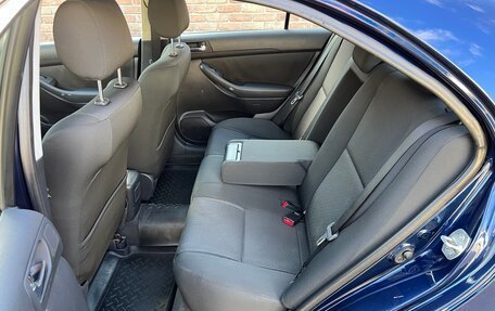 Toyota Avensis III рестайлинг, 2007 год, 710 000 рублей, 14 фотография