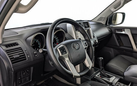 Toyota Land Cruiser Prado 150 рестайлинг 2, 2013 год, 2 550 000 рублей, 15 фотография