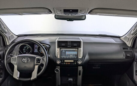Toyota Land Cruiser Prado 150 рестайлинг 2, 2013 год, 2 550 000 рублей, 14 фотография