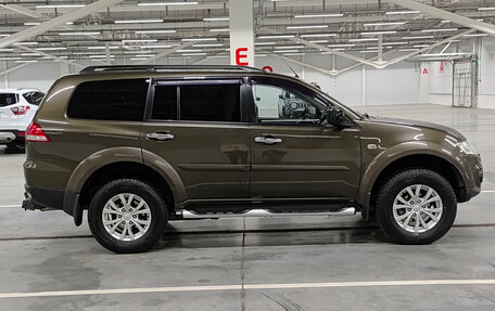 Mitsubishi Pajero Sport II рестайлинг, 2015 год, 2 000 000 рублей, 5 фотография