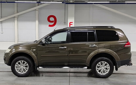 Mitsubishi Pajero Sport II рестайлинг, 2015 год, 2 000 000 рублей, 10 фотография